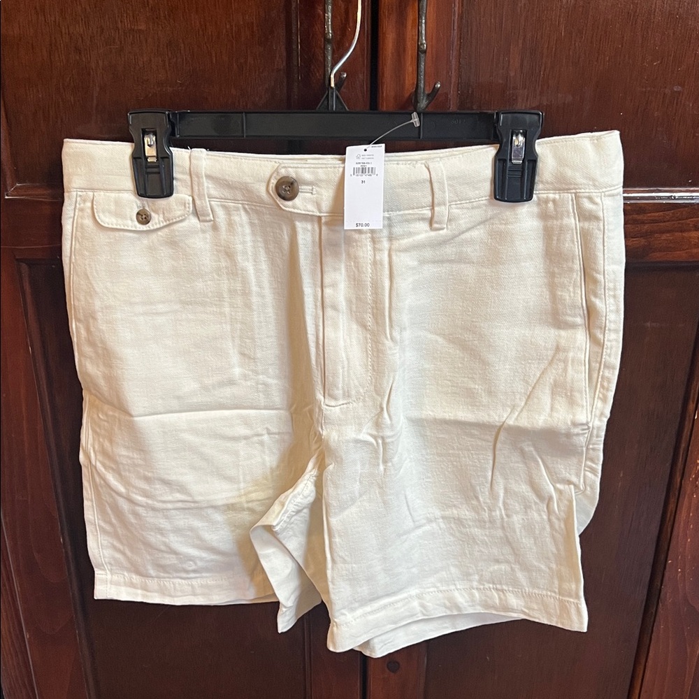 Men’s banana republic size 31 waist 7 inch inseam linen shorts, shadow day color